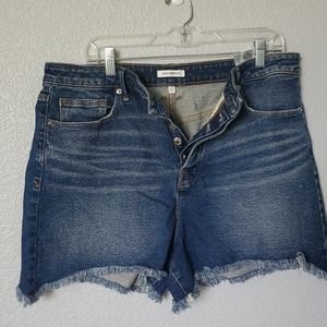 Good American cut off jean shorts